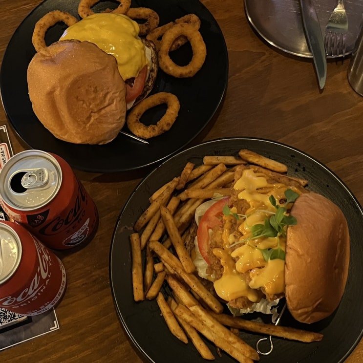  데이트하기 좋은 사당역 점심 맛집 햄버거 추천 미스피츠
