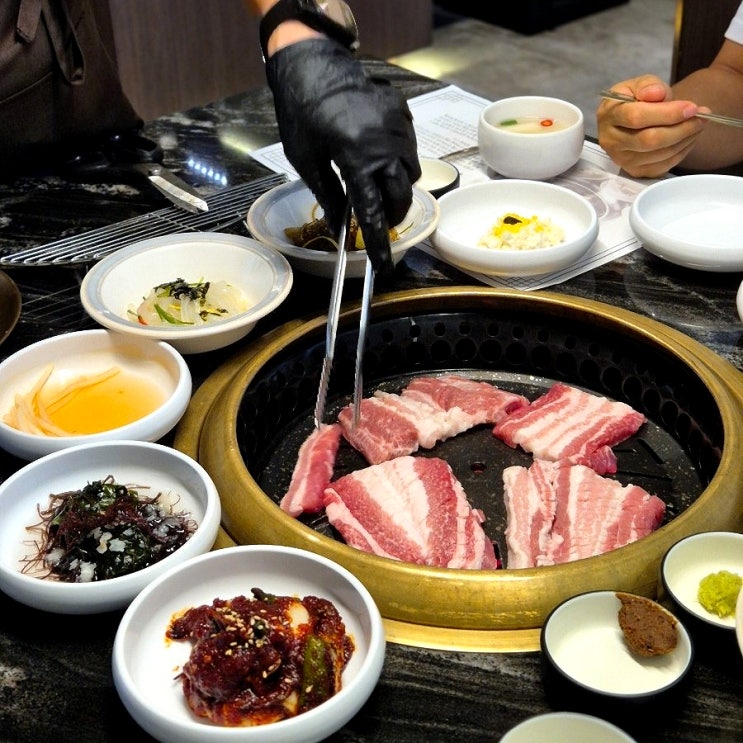  한티역 맛집 가족외식 모임장소 세련된 고기집 금돈옥