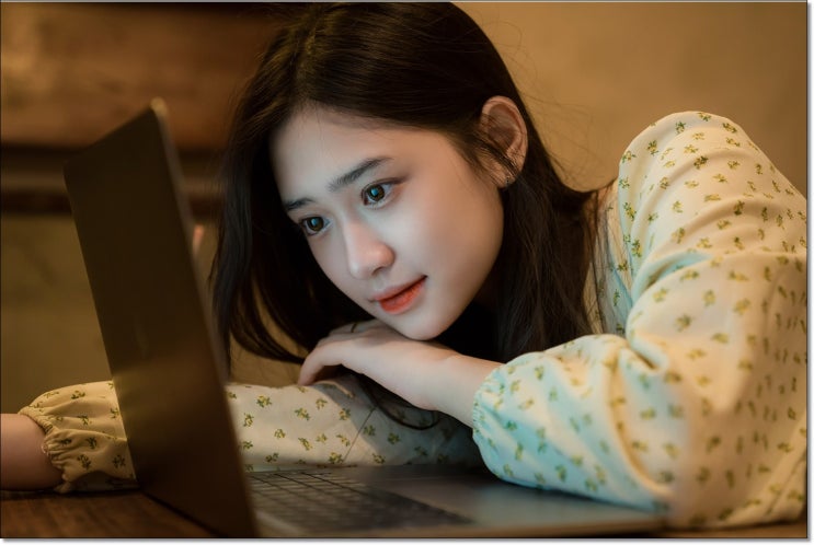  온라인 소비 확대는 경제에 어떤 영향을 미칠까요?