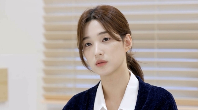 TV조선 '이제 혼자다' - <b>율희</b>와 조윤희, 삶의 전환점에서 맞는... 