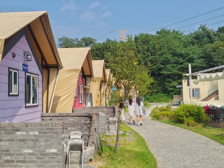 퀸스비치글램핑펜션 :: 대부도 오션뷰 펜션 후기/ 바베큐와 수영장까지