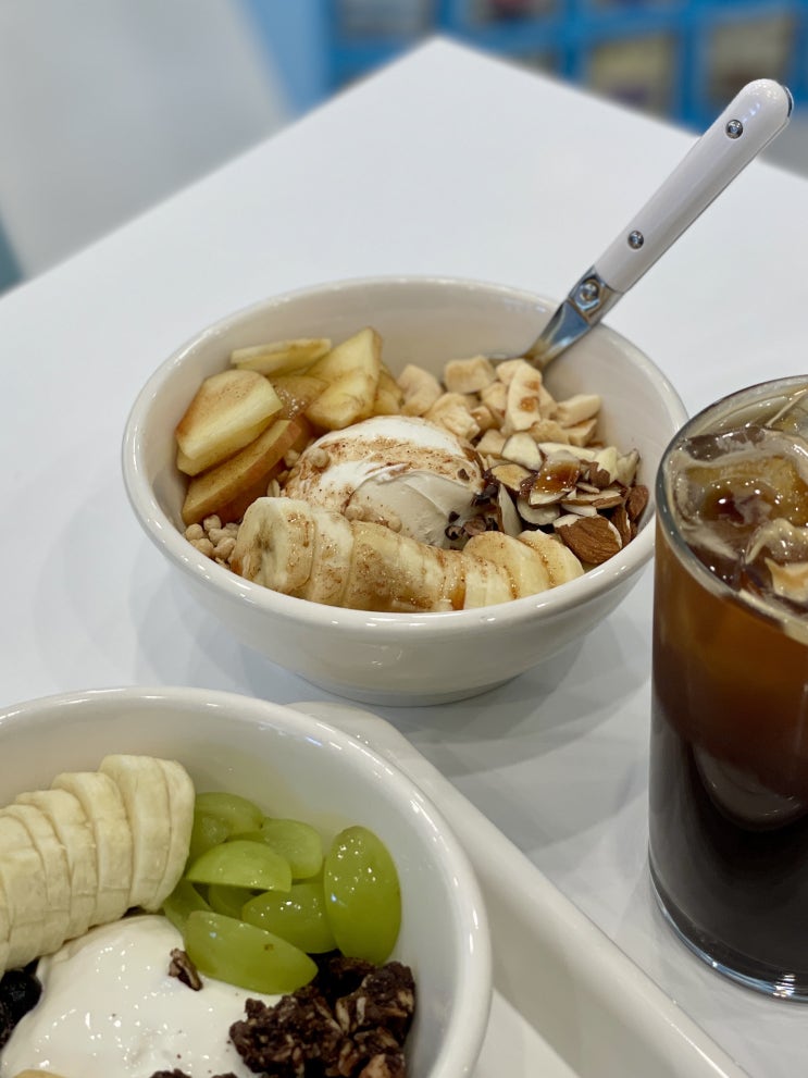  강남, 그릭요거트 카페 | 더그릭베어 • the greek bear