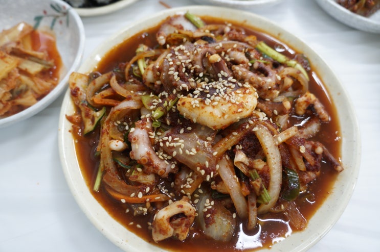  거제 몽돌해수욕장 맛집 근처에 있는 충무할매김밥