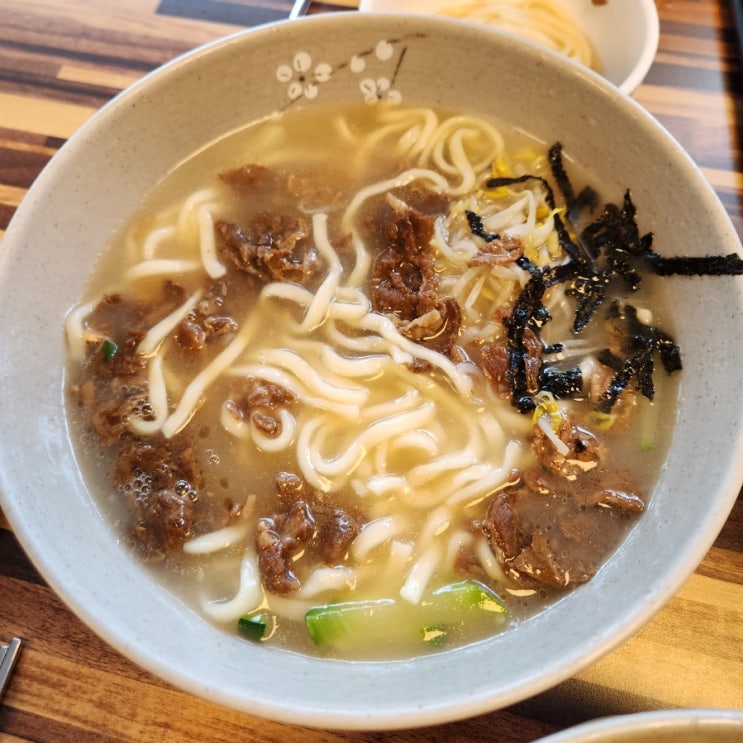  수유 3대 칼국수 수유손칼국수 바지락칼국수, 소고기칼국수