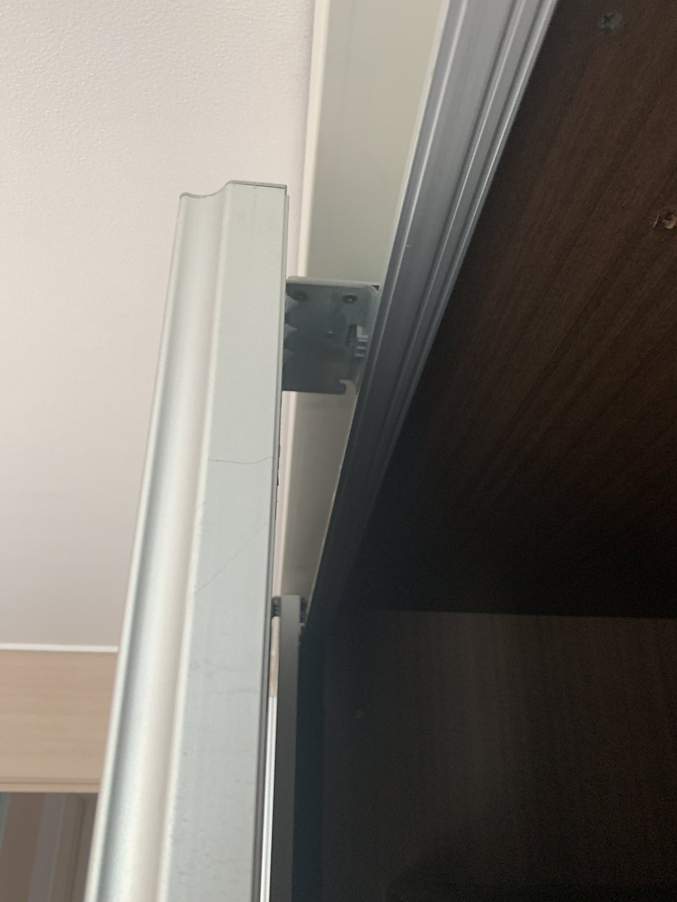 평택안성 안방붙박이장 부품파손수리