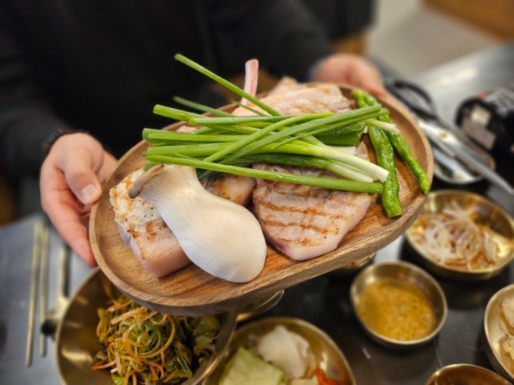  수지구청맛집 단체 회식하기 좋은 삼겹살 맛집 방이옥