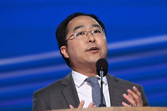 <b>앤디</b> 김, 美<b>상원의원</b> 당선…한국계 최초 역사 썼다