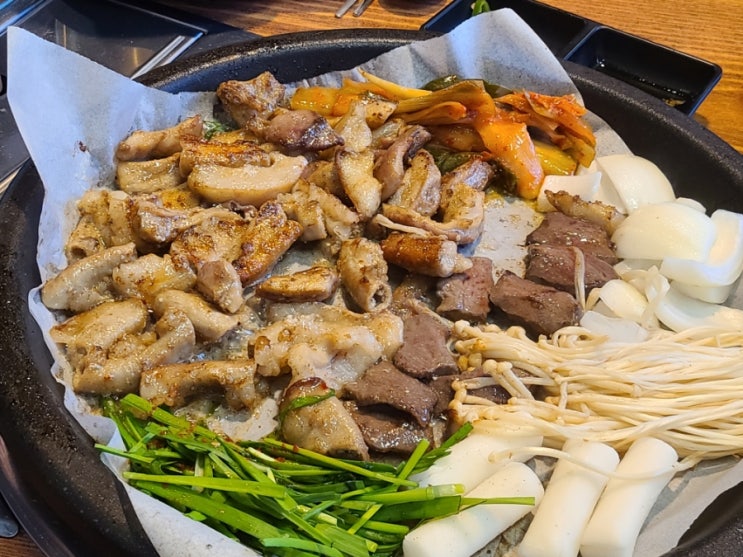  이천소곱창 사이드 볶음밥은 꼭 먹어야하는 마장면 소마루곱창