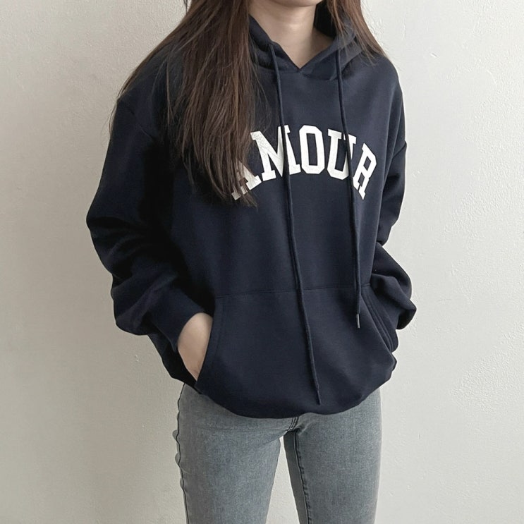  겨울 필수템: 루즈핏 기모 후드티 & 맨투맨으로 데일리 캐주얼 완성하기!