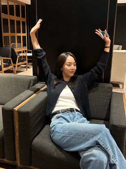 신혜선 드라마 이진욱 영화 옷 키 나이 가족 나의해리에게 철인왕후 작품 주은호 주해리 삼....