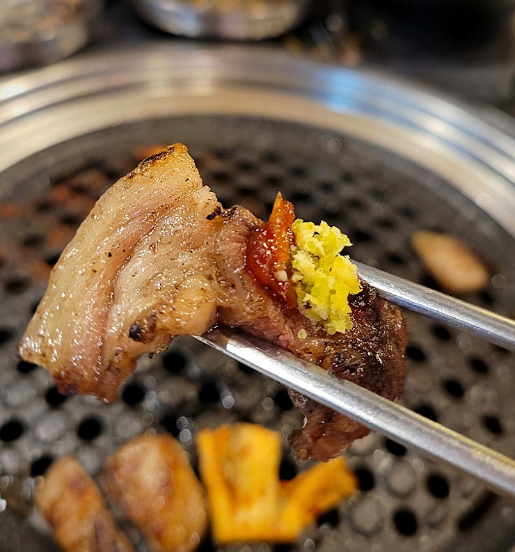  종로5가역 맛집 제주뽈살이 맛있는 흑돼지고기집 래돈 후기