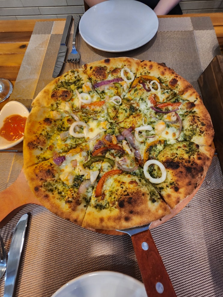  다낭 한인타운 화덕피자 맛집 Cin Cin Pizzcria