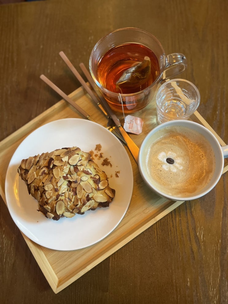  대흥 카페 잼베이커리 | 크로아상맛집 대흥역 빵집