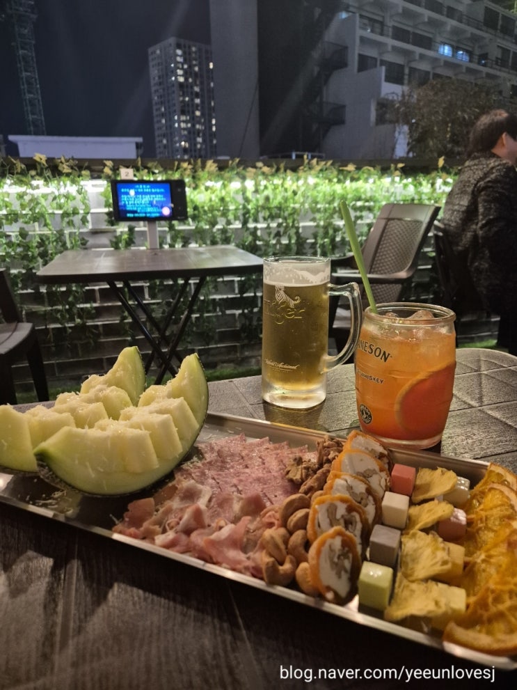  을지로 맛집 힙지로 루프탑술집 어나더레벨