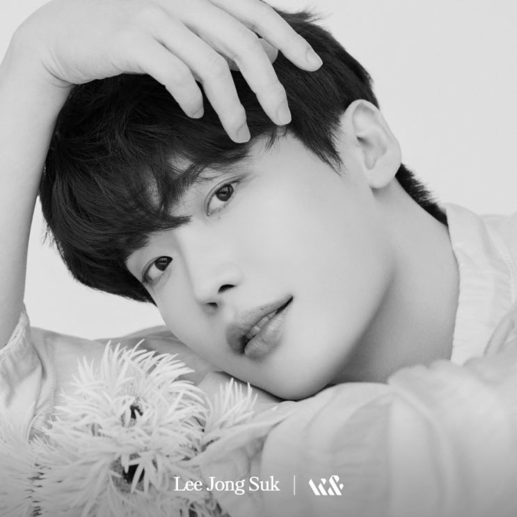 241106 <b>이종석</b> 인스타그램 인스타스토리 업데이트