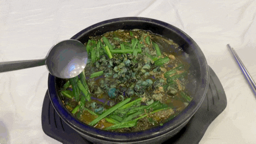  대교식당 _ 단양 맛집 올갱이해장국, 흑마늘제육에 막걸리 한잔