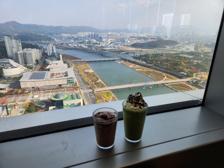  대전 신세계백화점 스타벅스 38층 핫플 실내 데이트코스 추천
