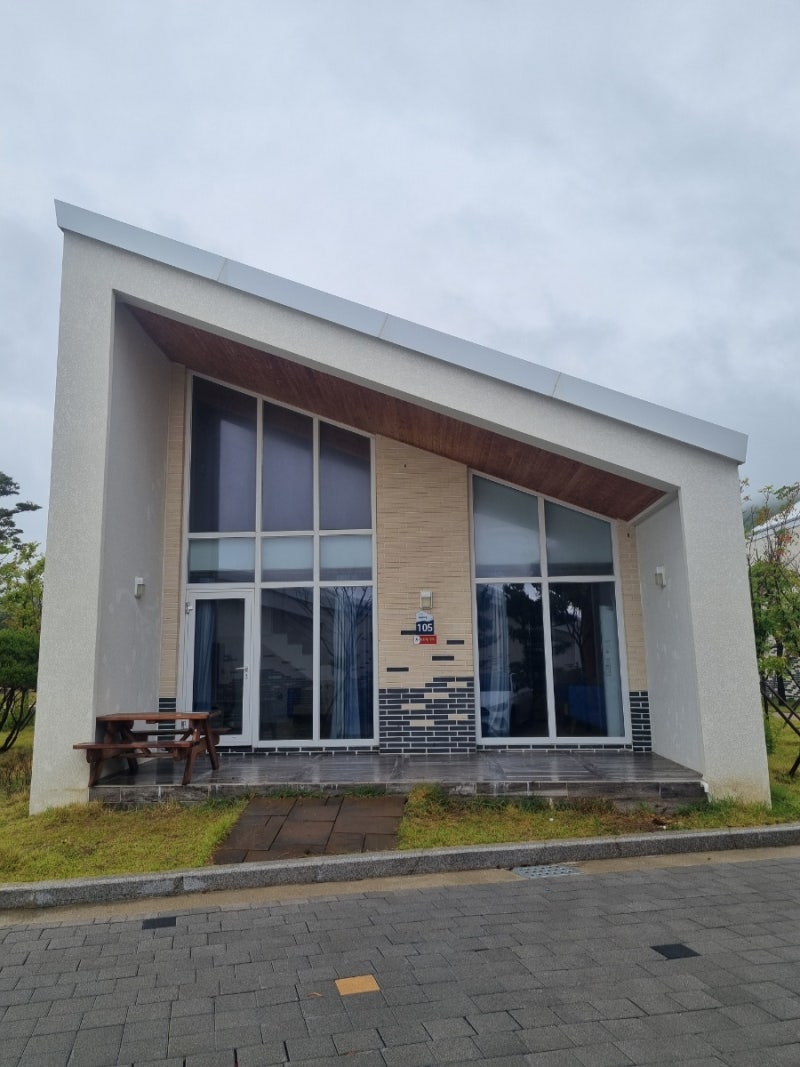 [동해]망상오토캠핑리조트 허허바다 105호