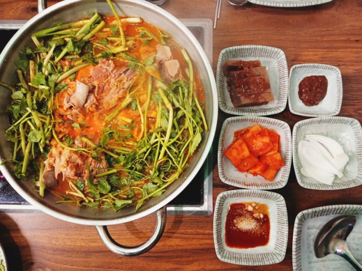  구래동한식맛집 24시간 김포감자탕 본대가
