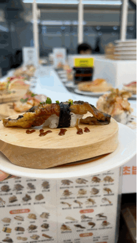  울산 삼산동 맛집 용이초밥 2300원 가성비 회전초밥