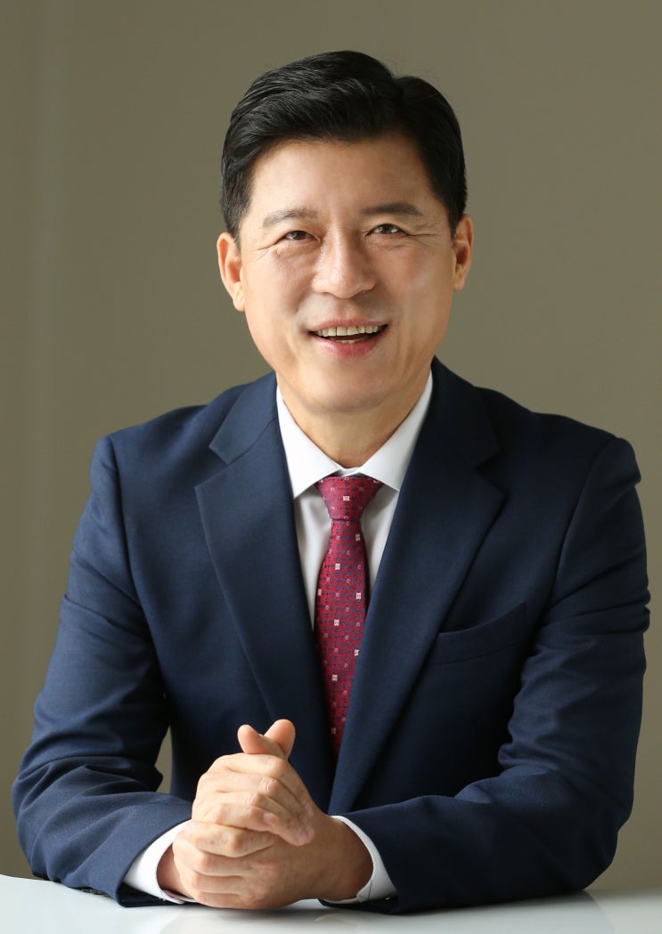 구자근 국회의원, <b>박정희</b>대통령<b>사진전</b> ‘人間 <b>박정희</b>’ 개최
