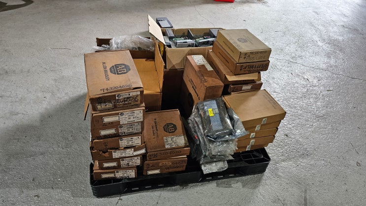  AB 컨트롤 로직스(Controllogix), 컴팩트로직스(Compactlogix) PLC 및 PLC카드 매입 전문, 미래테크가 만족을 선사해 드립니다!!