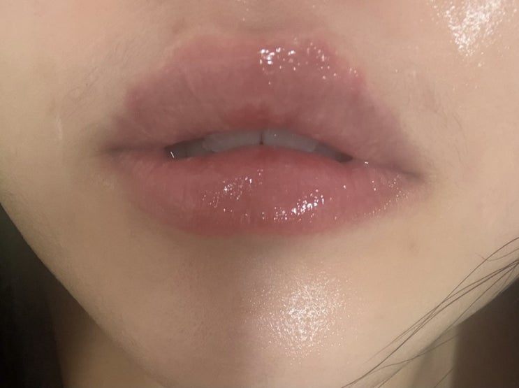  올데이위드유 피치글로우 립밤 올 겨울 촉촉한 립케어 제품