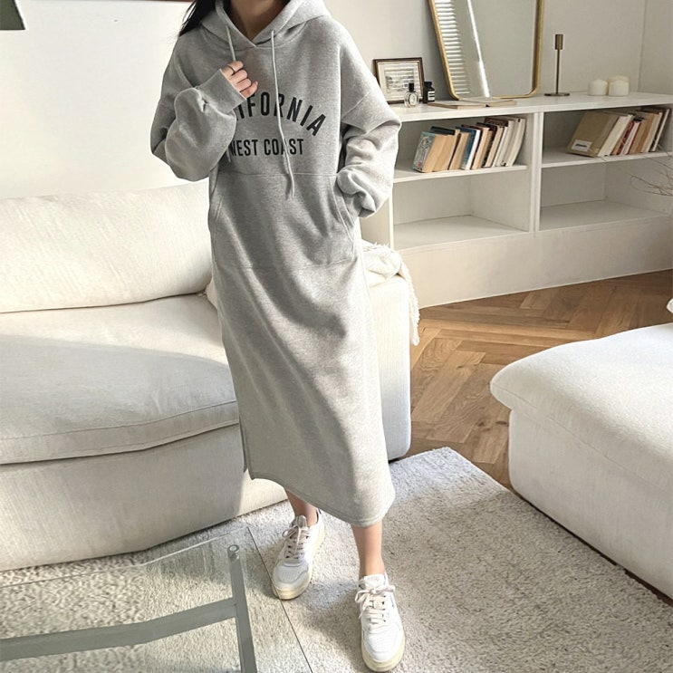  겨울 임산부 필수 아이템: 루즈핏 기모 후드 롱 원피스로 따뜻하고 스타일리시하게!