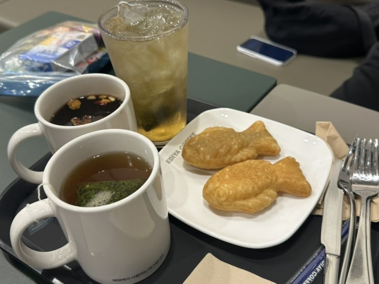  이디야 붕어빵 잘함
