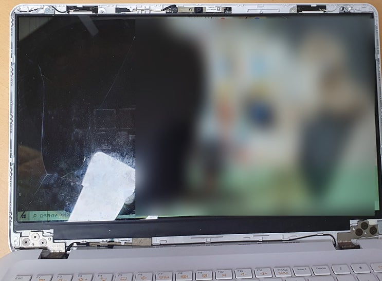  LG울트라PC 15U40N-GR30K 액정교체