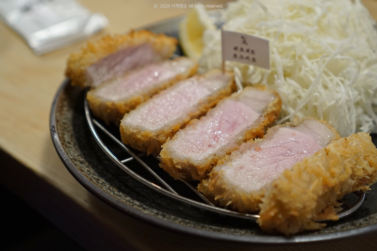  광안리 톤쇼우 웨이팅 후기. 광안리 일타 돈까스 맛집다운 맛에 분위기까지 좋은 독특한 가게. 예약은 더 어려울지도..