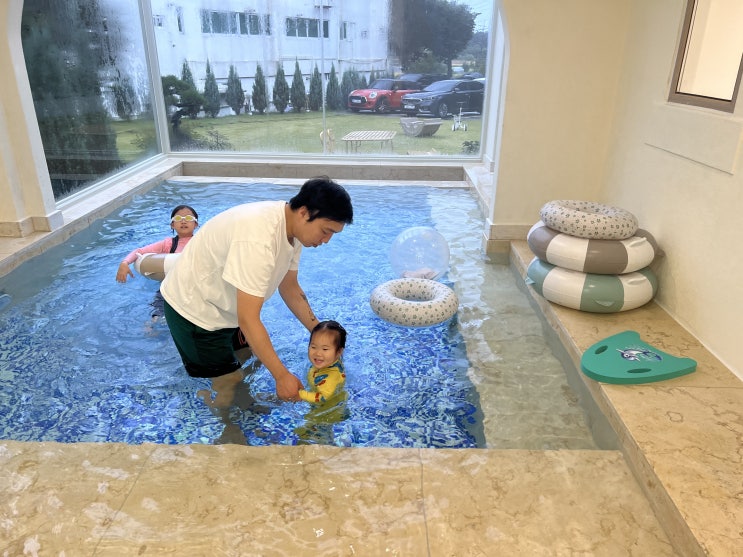  경주여행 울산근교 아이와 여행 까사멜로우키즈풀빌라 실내수영장
