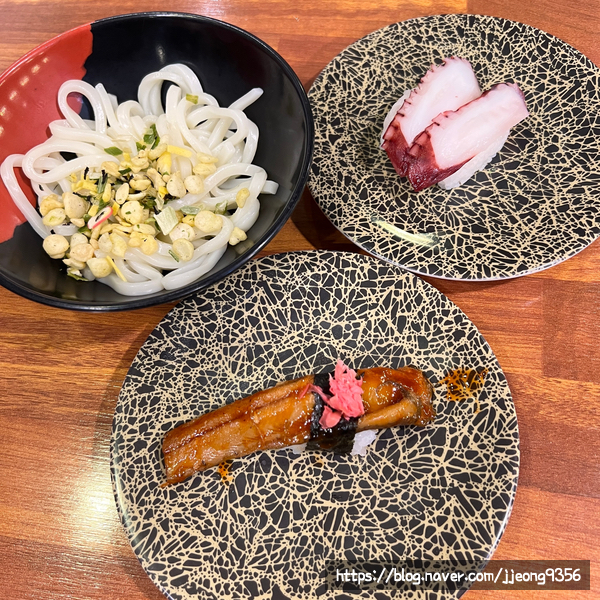  대전복합터미널, 가성비좋고 접근성좋아 터미널에서 맛있는 한끼 뚝딱! 1500회전초밥 용전점