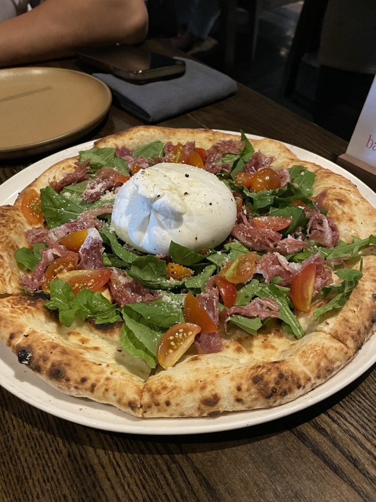  호치민 7군 코비타워 피자포피스 Pizza 4pc