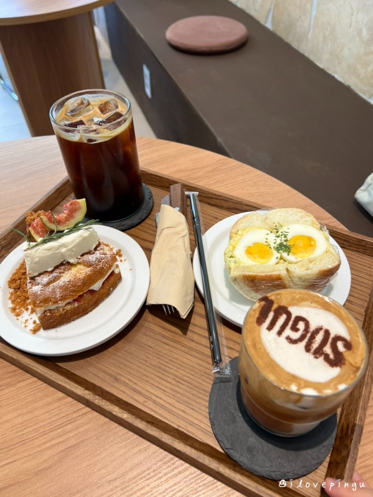  에그마요 베이글 맛집 신상 구래동 카페 소굴속