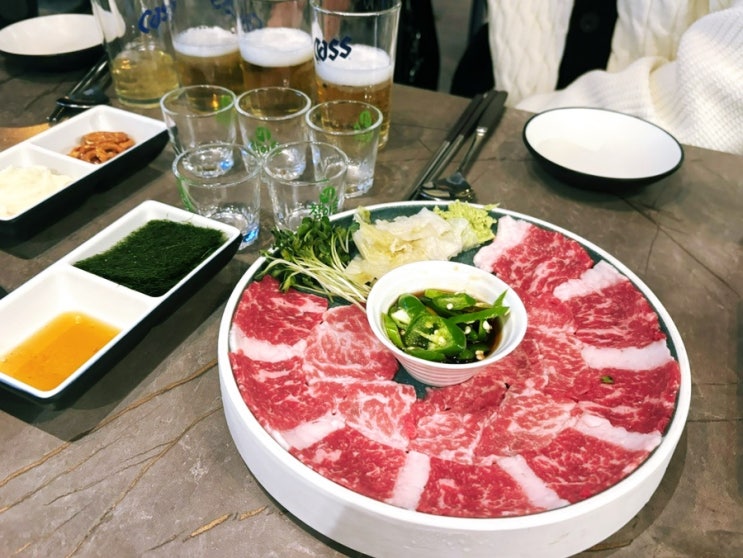 다양한 안주와 모던한 분위기 신당역 술집 신맥당