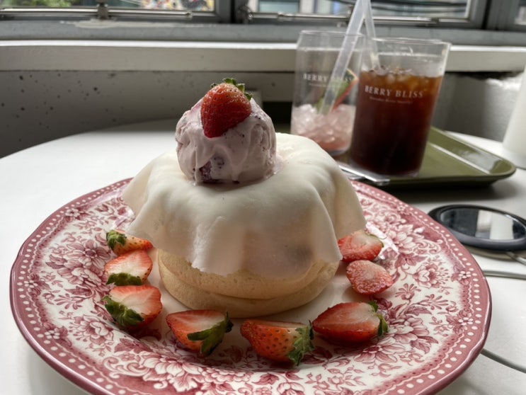 홍대디저트카페_<b>베리블리스</b>(수플레맛집)