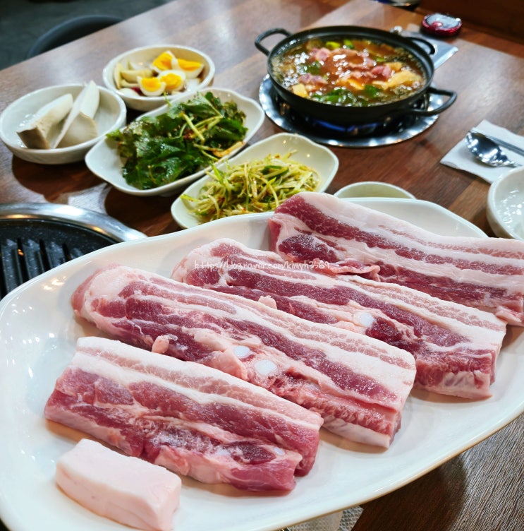  평택 이충동 삼겹살 맛집 황금돼지 생고기 전문점