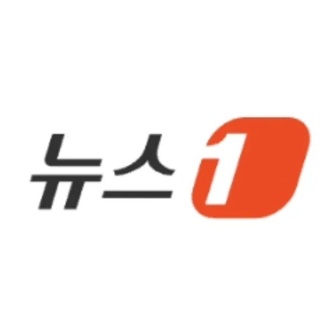 윤 <b>대통령</b>, 8년 만에 '골프채' 잡았다…<b>트럼프</b>와 '골프외교' 준비