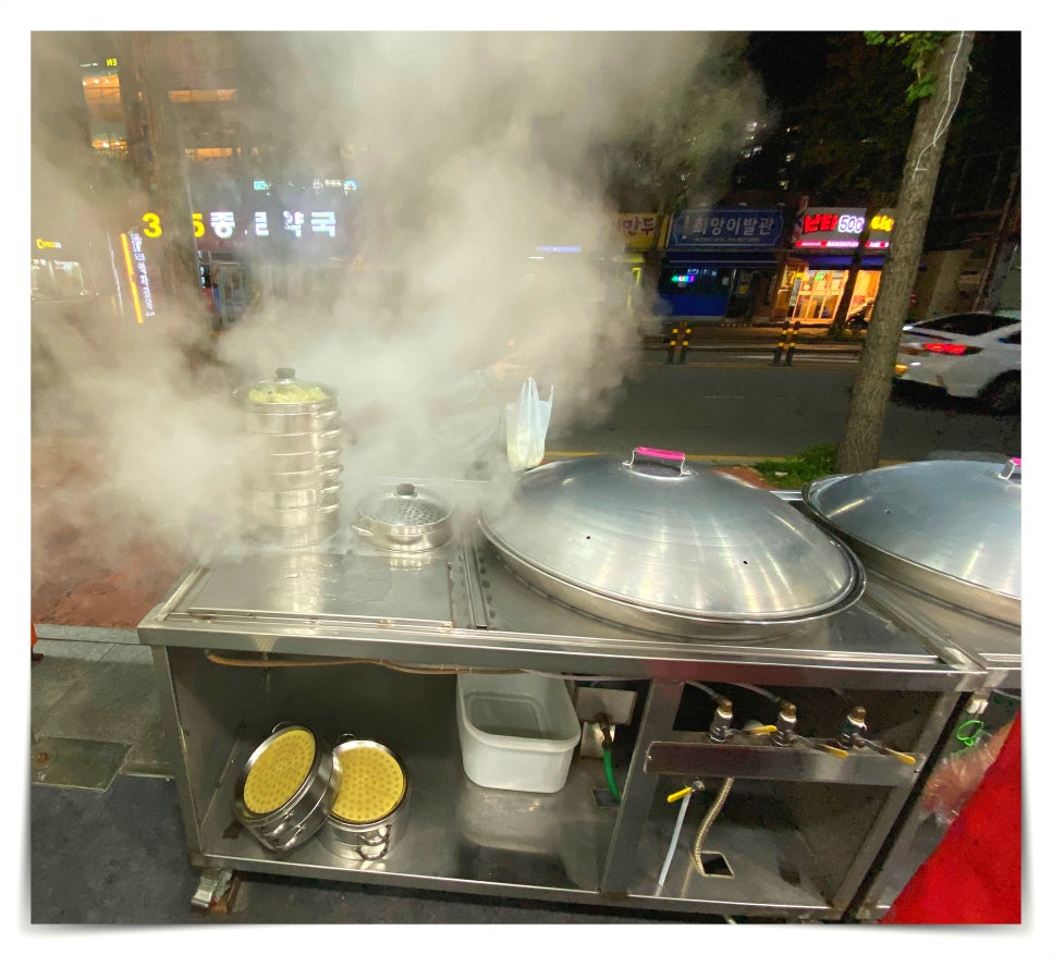그럴만두 도산점 사진 3