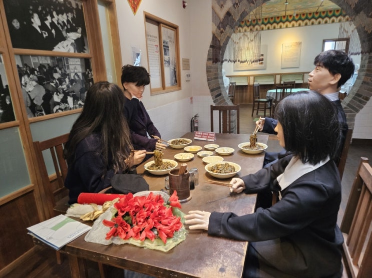  인천 가볼만한곳 동화마을 차이나타운 맛집 개항희망문화상권 신나장 뚜벅이 당일치기 여행코스