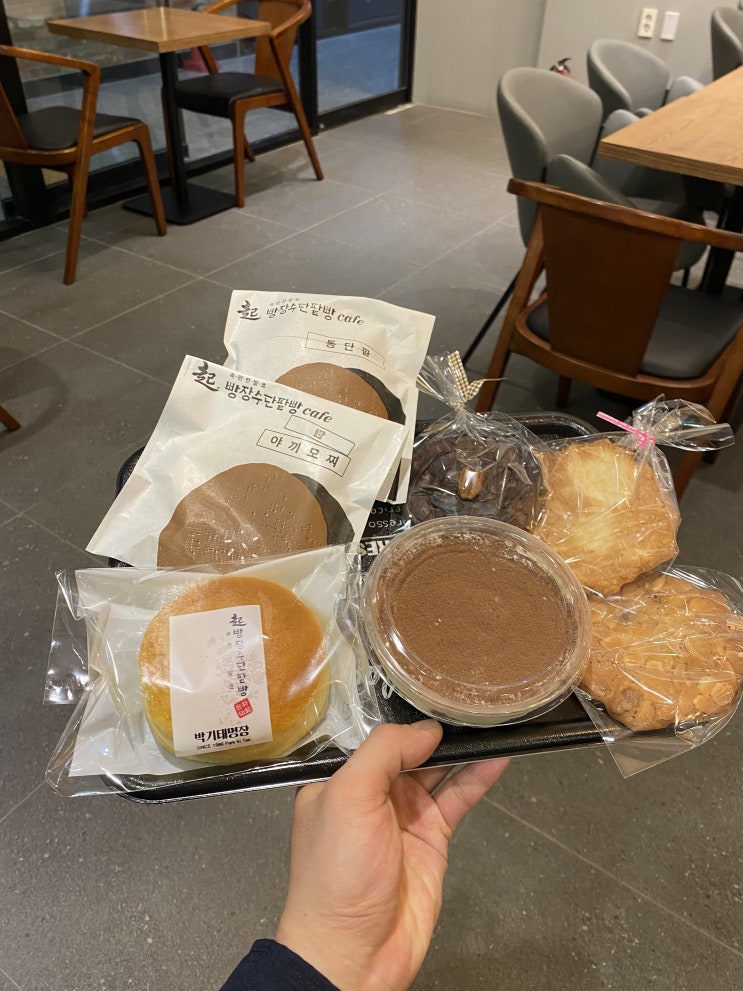  군산여행 들리기 좋은 디저트맛집 군산 조촌동 빵장수단팥빵카페