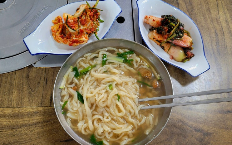 허영만<b>백반기행</b> 시흥... 손칼국수와 찐만두(ft<b>홍현희</b>,곤봉식객)
