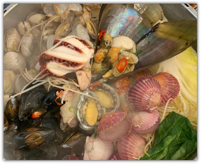 <b>백반기행</b> 시흥 조개찜 식당 269회 <b>홍현희</b> 시흥밥상