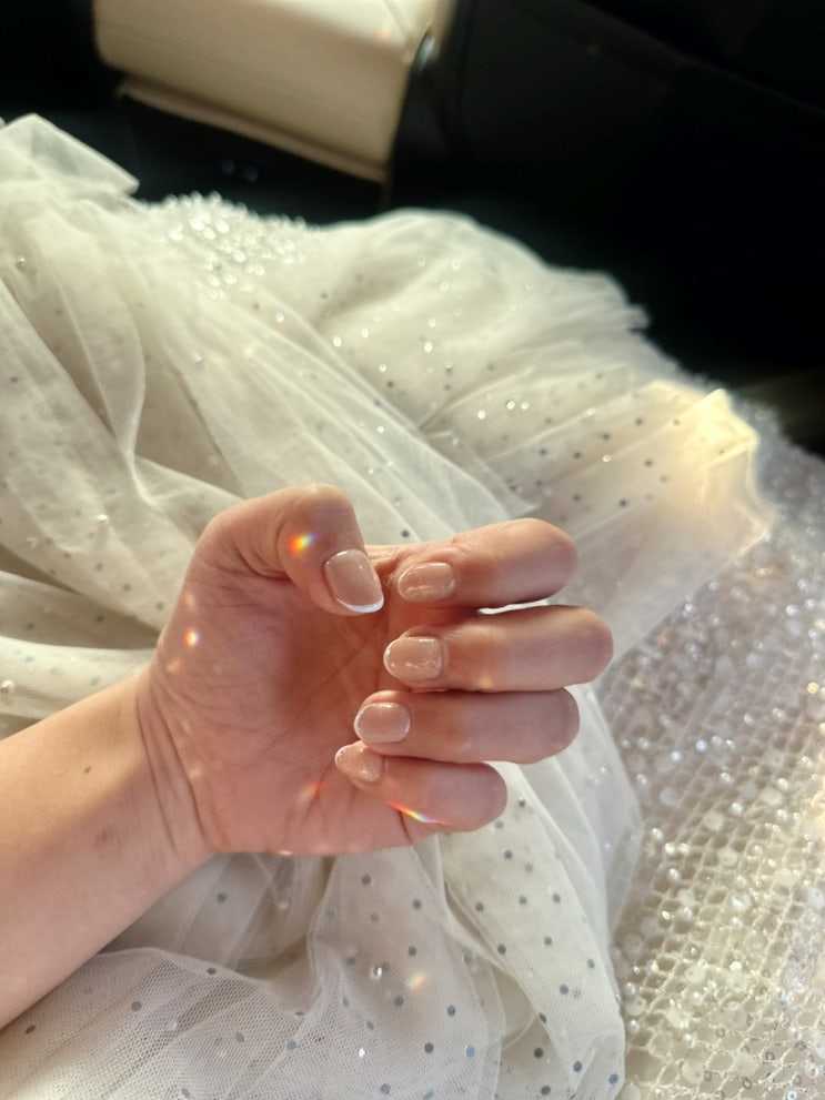  용산네일 추천 제이매직네일스 깔끔한 본식용 자석젤네일 후기