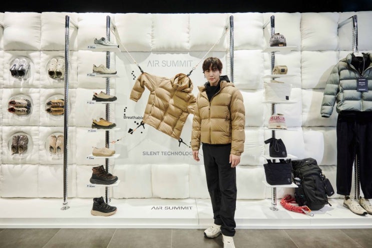 ‘<b>네파</b>’ 에어써밋 팝업 <b>이준호</b> <b>팬사인회</b>