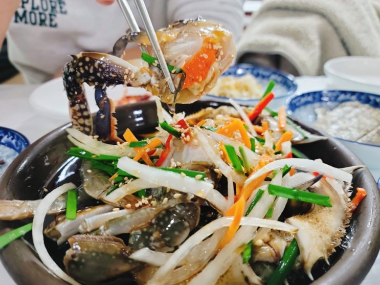  부안 변산반도맛집, 격포항 <모자게장과 소문난 조개구이> 온가족이 점령한 곳