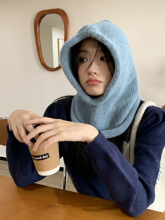  얼굴 작아보이는 여자 겨울 모자 종류에서 니트로 쏙 감싼 여성 바라클라바 코디 추천