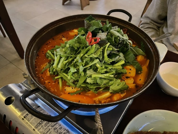  연남동 술집 한식메뉴가 다양한 연남동 한식주점 장끼전