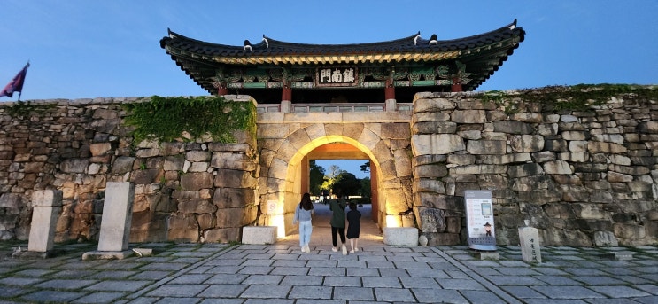  서산시 해미면 해미읍성의 골목식당 백종원 마가린호떡 해미호떡